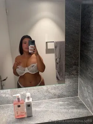 Latina Sofia OnlyFans Leaked Free Thumbnail Picture - #7bQMpmqDU1
