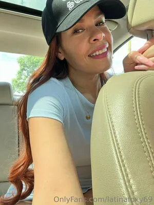 Latinafoxy69 OnlyFans Leaked Free Thumbnail Picture - #5npdCnD64P