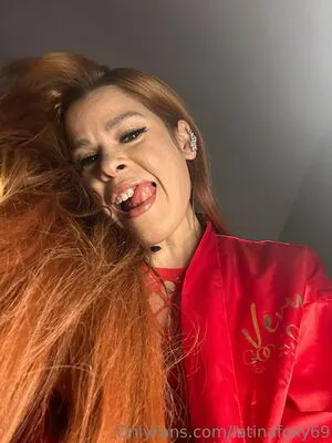 Latinafoxy69 OnlyFans Leaked Free Thumbnail Picture - #Z12Cd4znn8