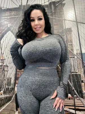 Latinamilfnyc OnlyFans Leaked Free Thumbnail Picture - #dgizTK5Bte