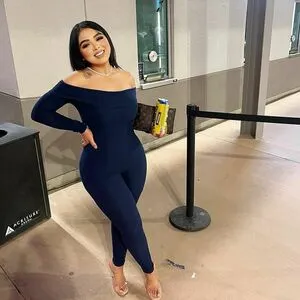 Lau Guzman OnlyFans Leaked Free Thumbnail Picture - #aLqhdgm3lr