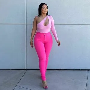 Lau Guzman OnlyFans Leaked Free Thumbnail Picture - #dnkDhWbYwx