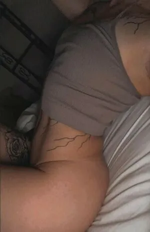Lau R98 OnlyFans Leaked Free Thumbnail Picture - #YEEmoeWaMu