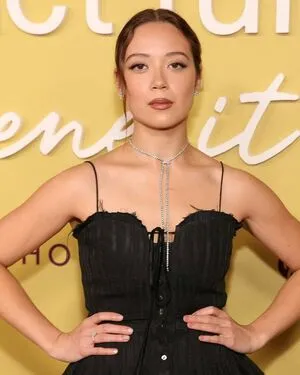 Laufey Lin OnlyFans Leaked Free Thumbnail Picture - #2Cb6S4sZOh