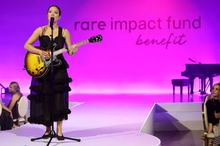 Laufey Lin OnlyFans Leaked Free Thumbnail Picture - #8JW2Qj4FzD