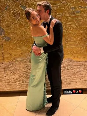 Laufey Lin OnlyFans Leaked Free Thumbnail Picture - #FHPulc7MnU