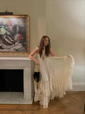 Laufey Lin OnlyFans Leaked Free Thumbnail Picture - #Nab54627uW