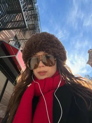 Laufey Lin OnlyFans Leaked Free Thumbnail Picture - #Pb4gmOU2le