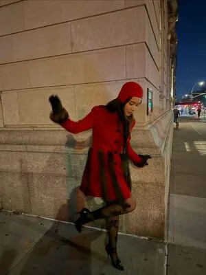 Laufey Lin OnlyFans Leaked Free Thumbnail Picture - #zWXAETynNY