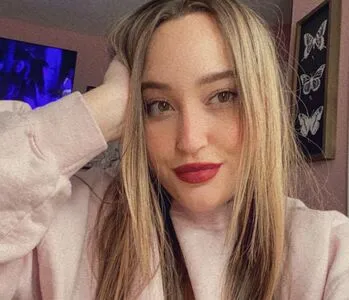 Laur OnlyFans Leaked Free Thumbnail Picture - #4UqoPZKXS4