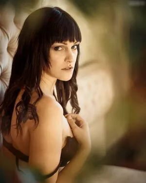 Laura Aka Miss Miau Wallace Aka Frau Miau OnlyFans Leaked Free Thumbnail Picture - #9Np7aCOK2y