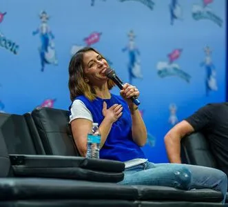 Laura Bailey OnlyFans Leaked Free Thumbnail Picture - #FnfRFmD5Mo