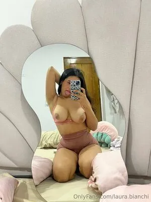 Laura Bianchi OnlyFans Leaked Free Thumbnail Picture - #o5JjzhMKAz
