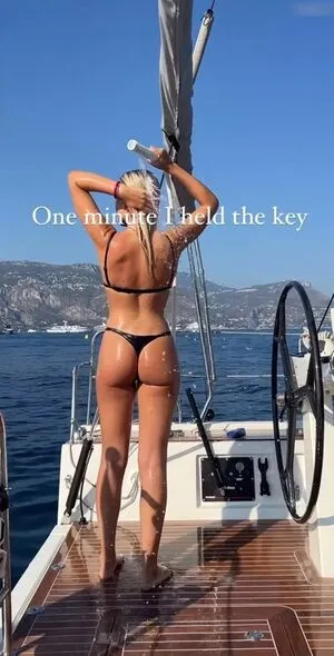Laura Block OnlyFans Leaked Free Thumbnail Picture - #rStOcRwrLh