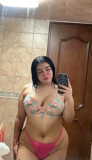 Laura Caballero OnlyFans Leaked Free Thumbnail Picture - #2AVPFcRgMF