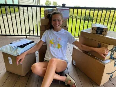 Laura Carlson Wilson OnlyFans Leaked Free Thumbnail Picture - #DYAld3Ii7R