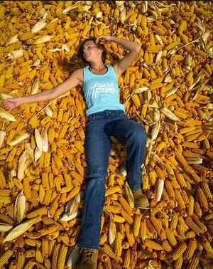 Laura Carlson Wilson OnlyFans Leaked Free Thumbnail Picture - #K04FEPEe1C
