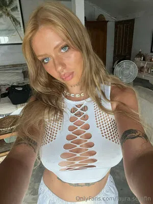 Laura Caroline OnlyFans Leaked Free Thumbnail Picture - #DqGlt6K78L