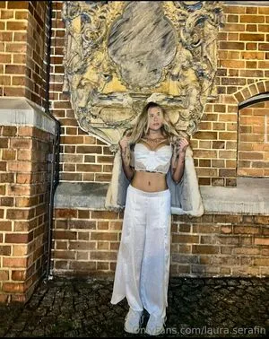 Laura Caroline OnlyFans Leaked Free Thumbnail Picture - #f0EcVkzbH2