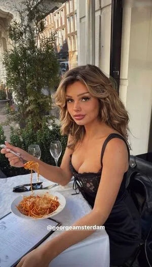 Laura Celia V OnlyFans Leaked Free Thumbnail Picture - #4zDORy5gL8