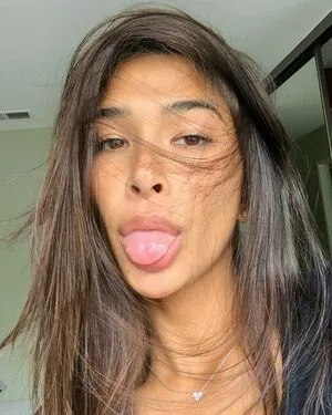 Laura Elizabeth Woo OnlyFans Leaked Free Thumbnail Picture - #NCAj9cCbOn