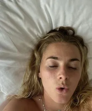 Laura Freigang OnlyFans Leaked Free Thumbnail Picture - #CfwchENI0d
