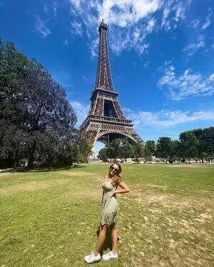 Laura H OnlyFans Leaked Free Thumbnail Picture - #4PuAr3nEhA