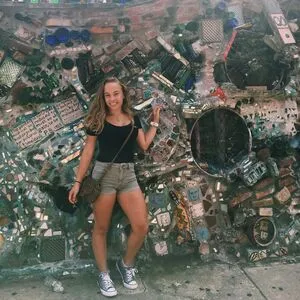 Laura H OnlyFans Leaked Free Thumbnail Picture - #AFTC49Nb57