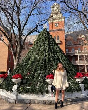 Laura H OnlyFans Leaked Free Thumbnail Picture - #xd4KzsX7jo