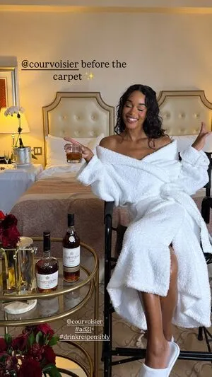Laura Harrier OnlyFans Leaked Free Thumbnail Picture - #gYuXLyh1Vf