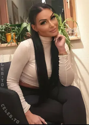 Laura J OnlyFans Leaked Free Thumbnail Picture - #2lPaXyX7gB