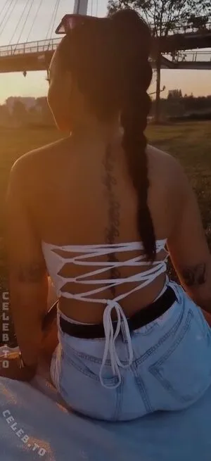 Laura J OnlyFans Leaked Free Thumbnail Picture - #Kguf0Wqyb0