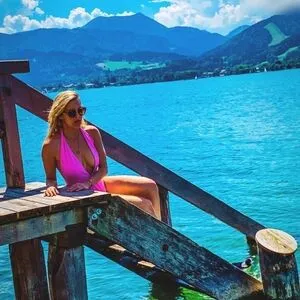 Laura Karasek OnlyFans Leaked Free Thumbnail Picture - #gsISrpi79n