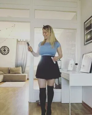 Laura Katz OnlyFans Leaked Free Thumbnail Picture - #uwWt677OEA