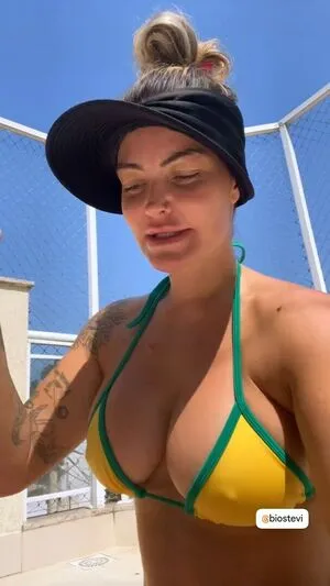 Laura Keller OnlyFans Leaked Free Thumbnail Picture - #aG4y0Nt42s