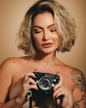 Laura Keller OnlyFans Leaked Free Thumbnail Picture - #npaOFEY24U