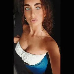 Laura Leo OnlyFans Leaked Free Thumbnail Picture - #2sYFB0YOSf