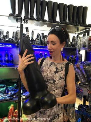 Laura Linor OnlyFans Leaked Free Thumbnail Picture - #5EzYZjNEMK