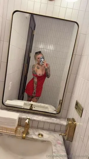 Laura Lux OnlyFans Leaked Free Thumbnail Picture - #Dys3NRWPpw