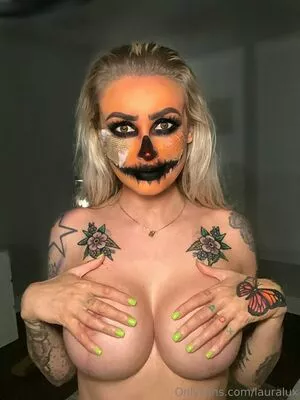 Laura Lux OnlyFans Leaked Free Thumbnail Picture - #le6X3DPLAB