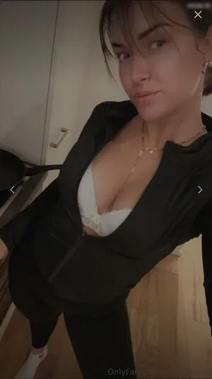 Laura Maier OnlyFans Leaked Free Thumbnail Picture - #3MOrJ044U1