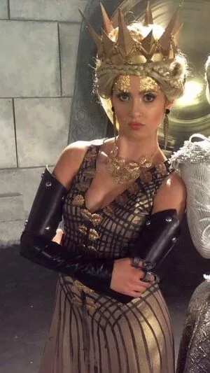 Laura Marano OnlyFans Leaked Free Thumbnail Picture - #2KavBy2PPZ