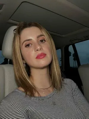 Laura Marano OnlyFans Leaked Free Thumbnail Picture - #CGLmYVxfwH