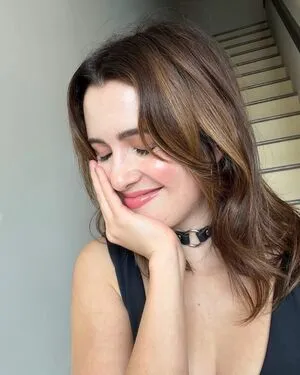 Laura Marano OnlyFans Leaked Free Thumbnail Picture - #GI6wvP0E8V