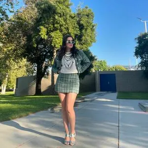 Laura Marano OnlyFans Leaked Free Thumbnail Picture - #Q9YLxDGuTK