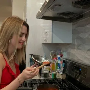 Laura Marano OnlyFans Leaked Free Thumbnail Picture - #YLXTonLzGg