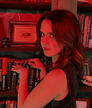 Laura Marano OnlyFans Leaked Free Thumbnail Picture - #ZCQ1a2u2Ut