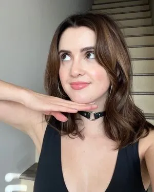 Laura Marano OnlyFans Leaked Free Thumbnail Picture - #rV3W7DA5mI