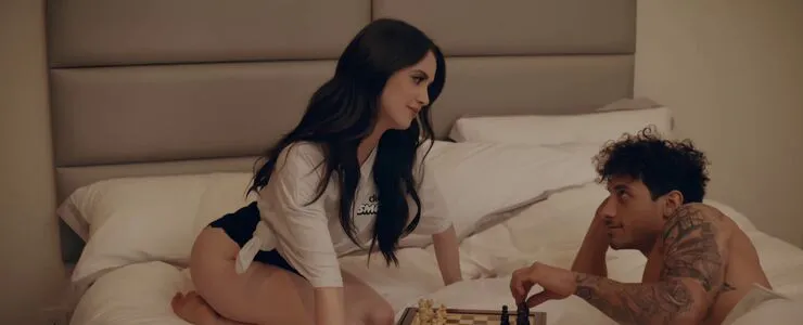 Laura Marano OnlyFans Leaked Free Thumbnail Picture - #tNAaCbxLws