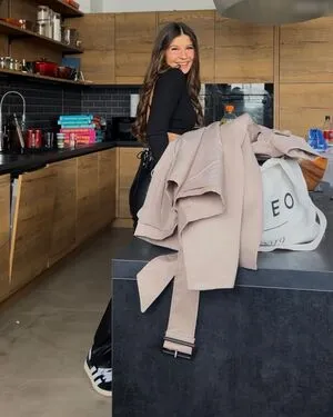 Laura Marie Rhrig OnlyFans Leaked Free Thumbnail Picture - #6AHkCr8Uql